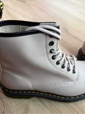 Cream/Grey Waterproof Dr. Martens Boots